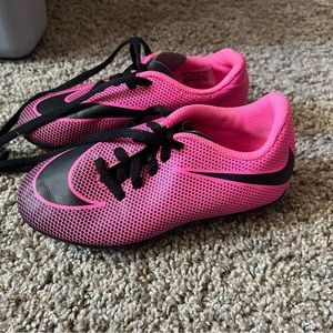 Nike soccer cleats girls